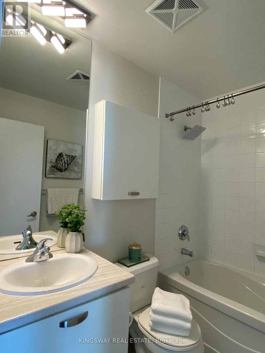 2706 - 38 Grenville Street, Toronto, Ontario  M4Y 1A5 - Photo 26 - C12434524