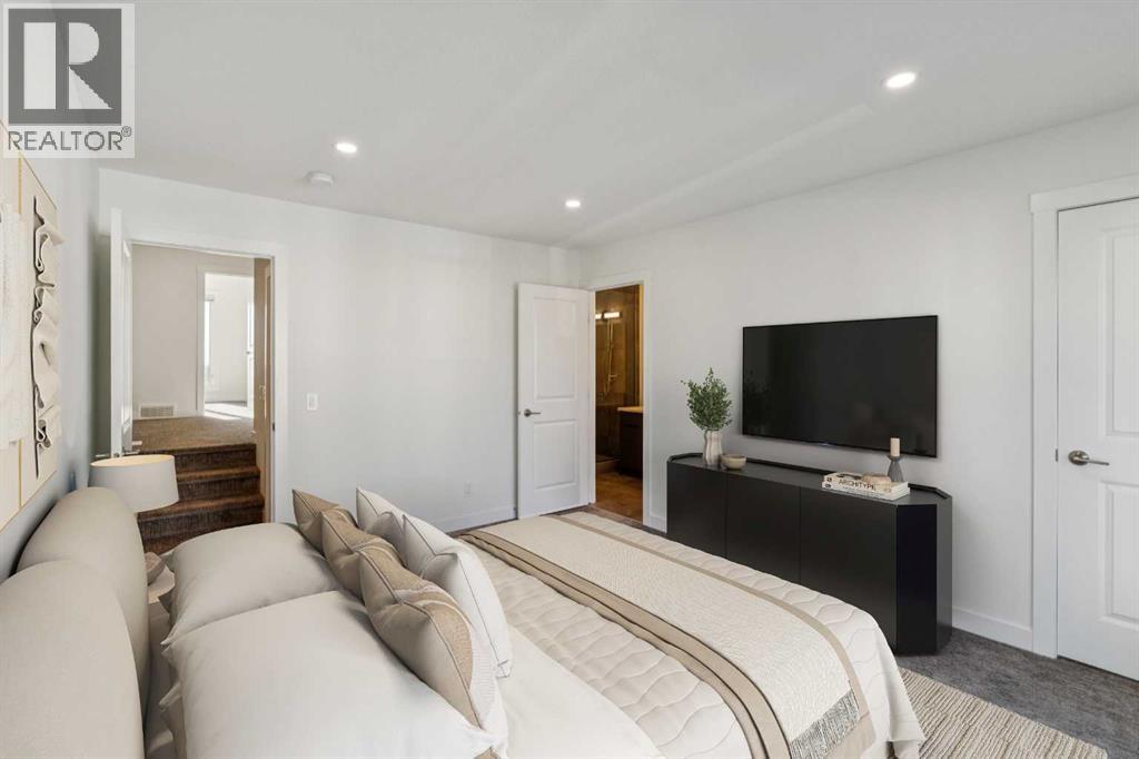 228 Sovereign Common Sw, Calgary, Alberta  T3C 3Y3 - Photo 18 - A2252893