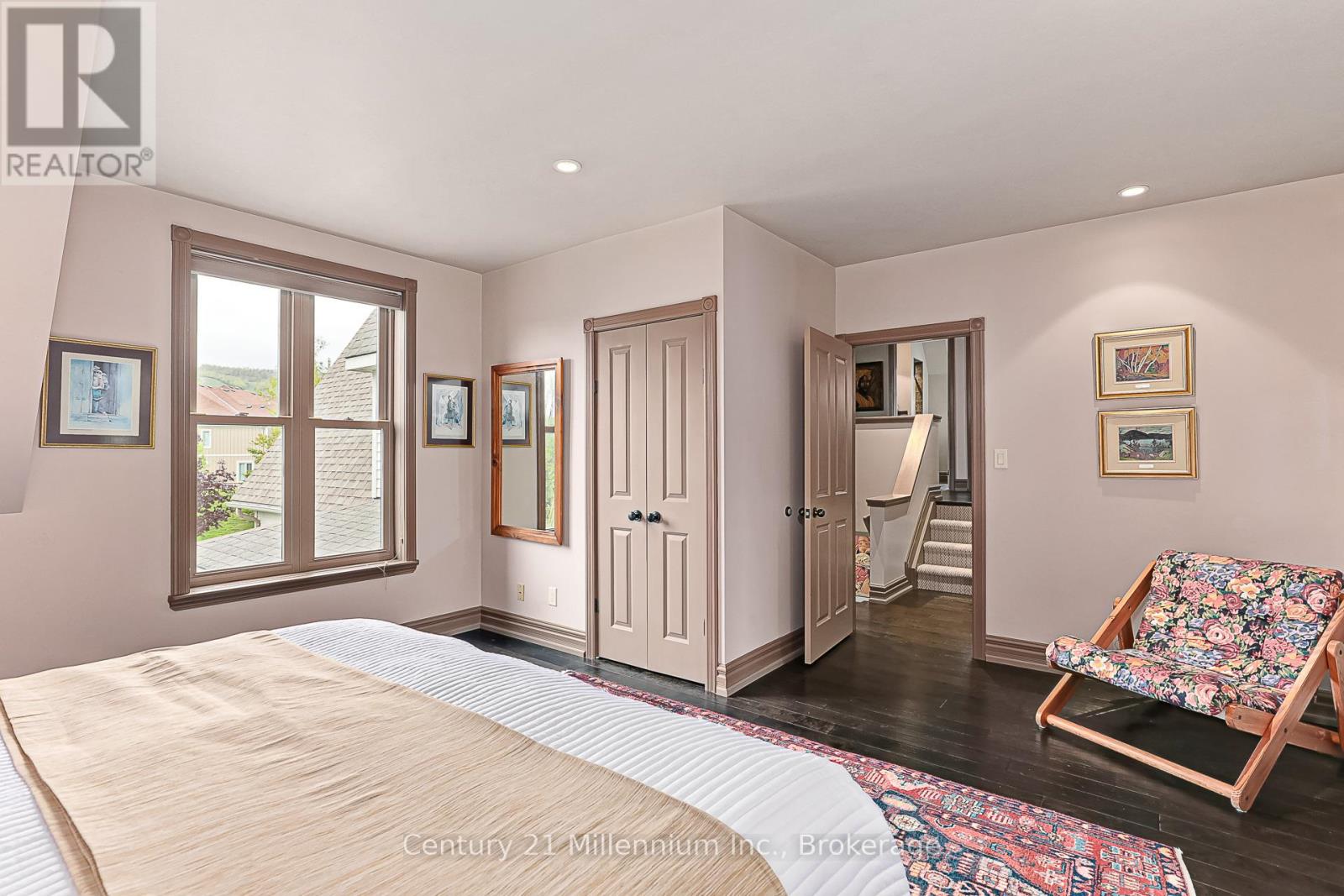 159 Snowbridge Way, Blue Mountains, Ontario  L9Y 0V1 - Photo 48 - X12332796