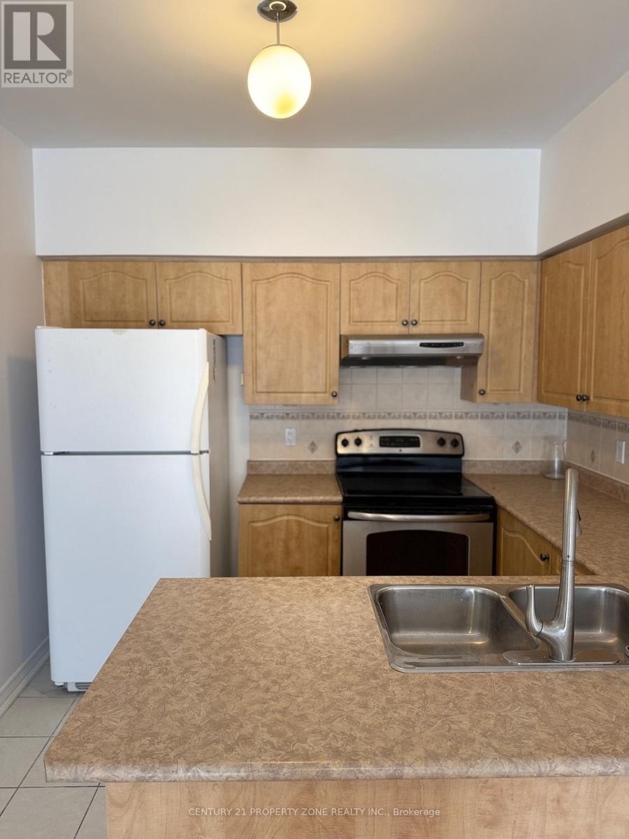 238 - 1496 Victoria Park Avenue, Toronto, Ontario  M4A 2M6 - Photo 3 - C12445204