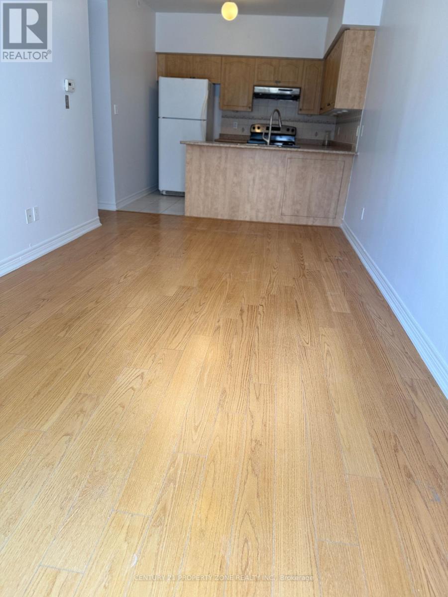 238 - 1496 Victoria Park Avenue, Toronto, Ontario  M4A 2M6 - Photo 5 - C12445204