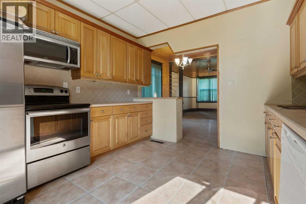 5030 48 Street, Sedgewick, Alberta  T0B 4C0 - Photo 4 - A2262226
