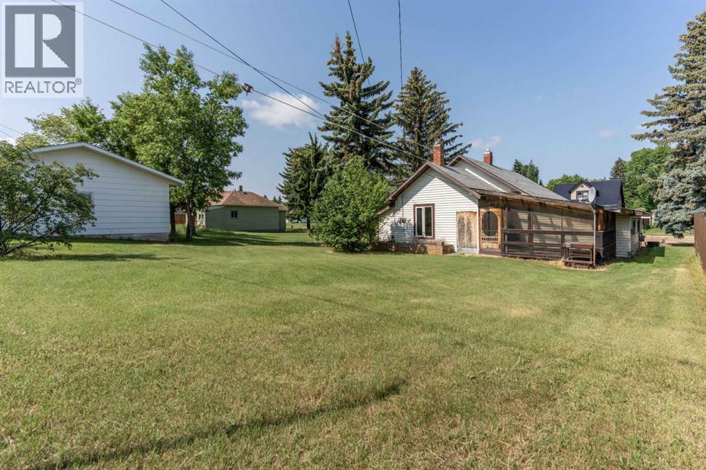 5030 48 Street, Sedgewick, Alberta  T0B 4C0 - Photo 22 - A2262226