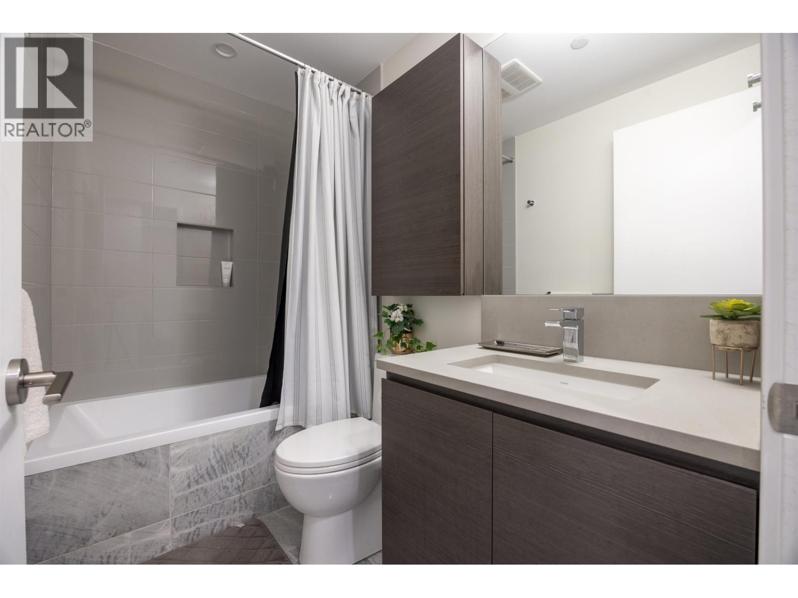 4402 2186 Gilmore Avenue, Burnaby, British Columbia  V5C 0N7 - Photo 5 - R3053266