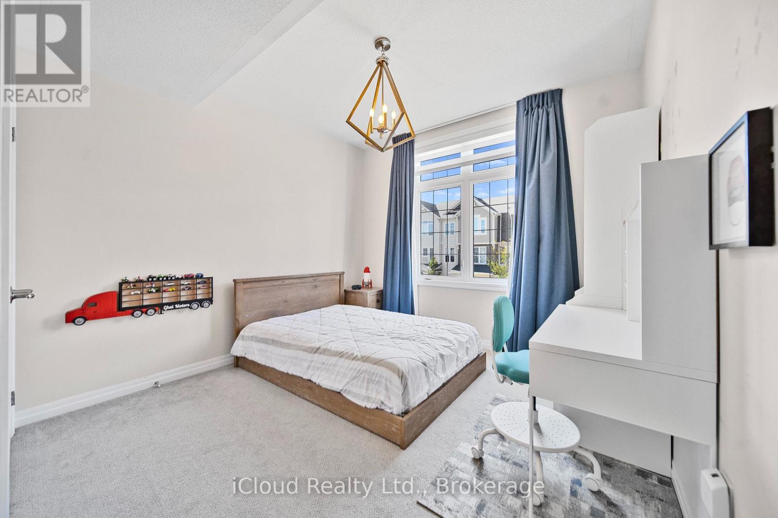 3327 Erasmum Street, Oakville, Ontario  L6M 4J9 - Photo 22 - W12443097