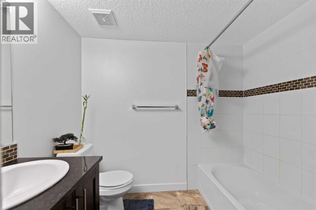 411, 15 Saddlestone Way Ne, Calgary, Alberta  T3J 0S3 - Photo 22 - A2253990