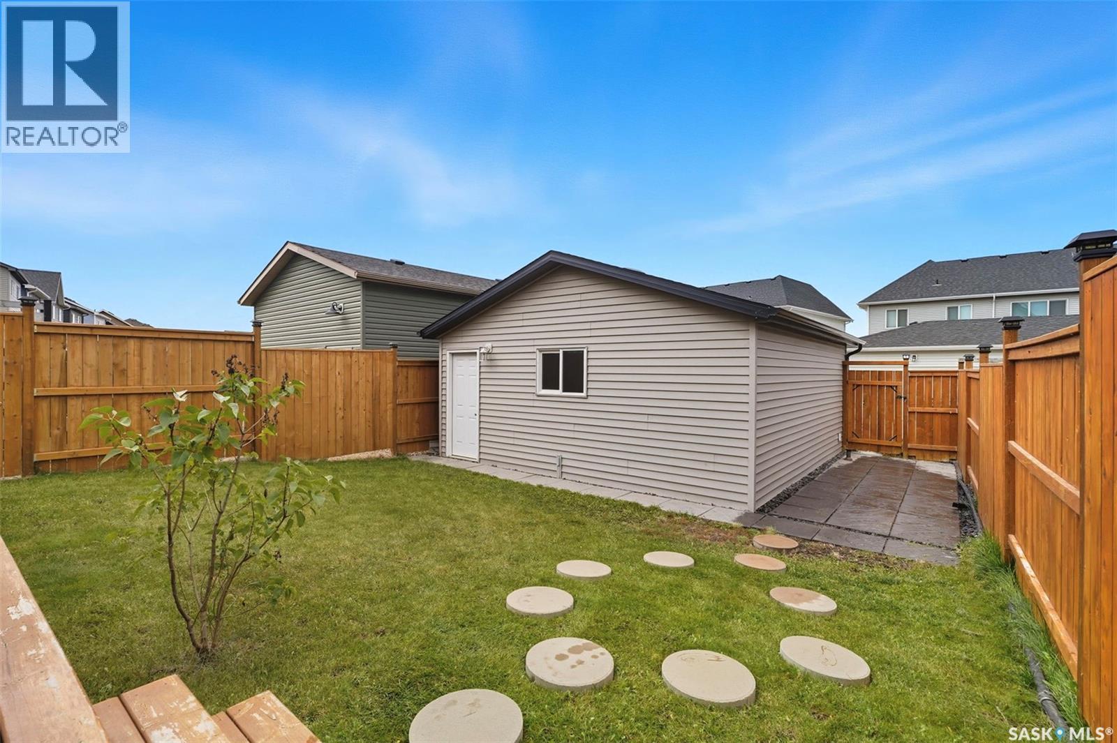239 Newton Link, Saskatoon, Saskatchewan  S7V 0N6 - Photo 29 - SK020106