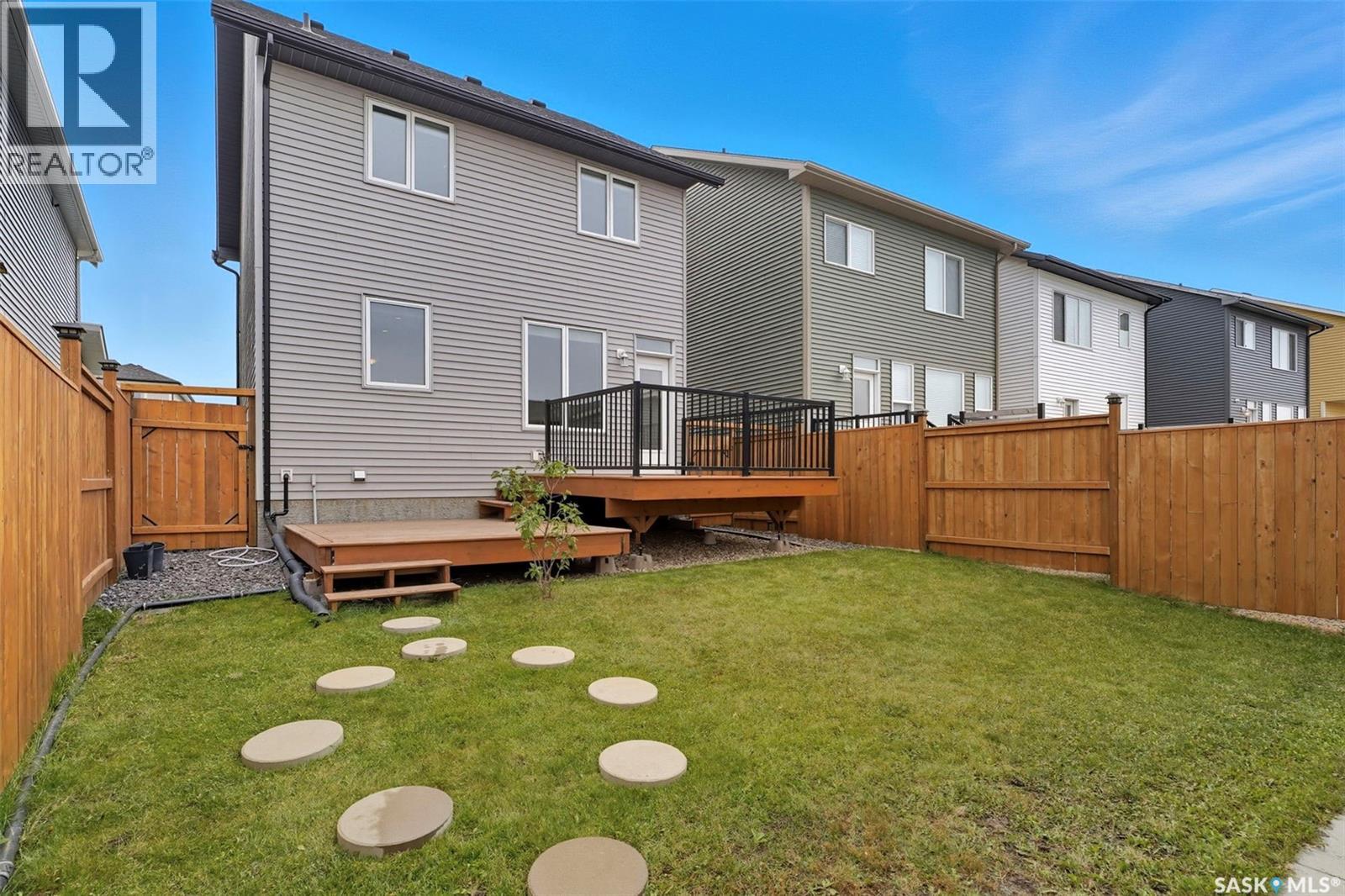 239 Newton Link, Saskatoon, Saskatchewan  S7V 0N6 - Photo 30 - SK020106