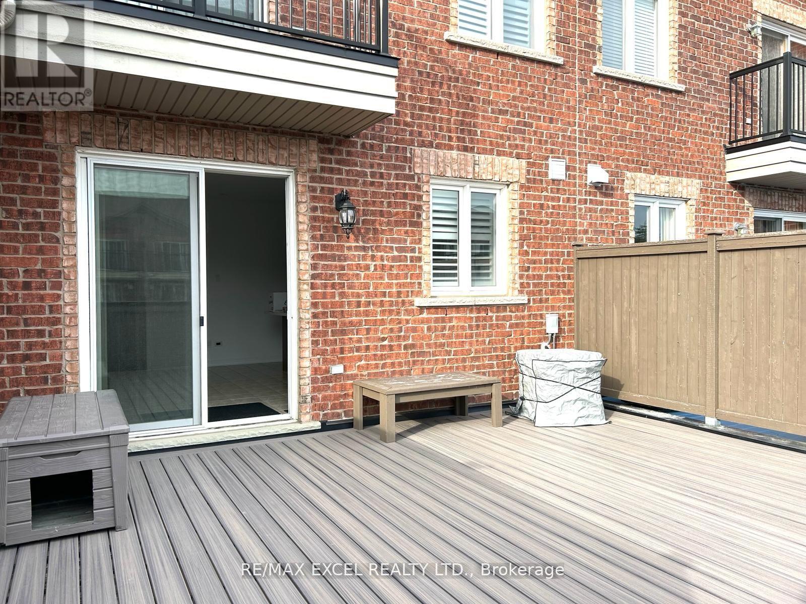 17 Earnshaw Drive, Markham, Ontario  L6C 0E4 - Photo 18 - N12445200