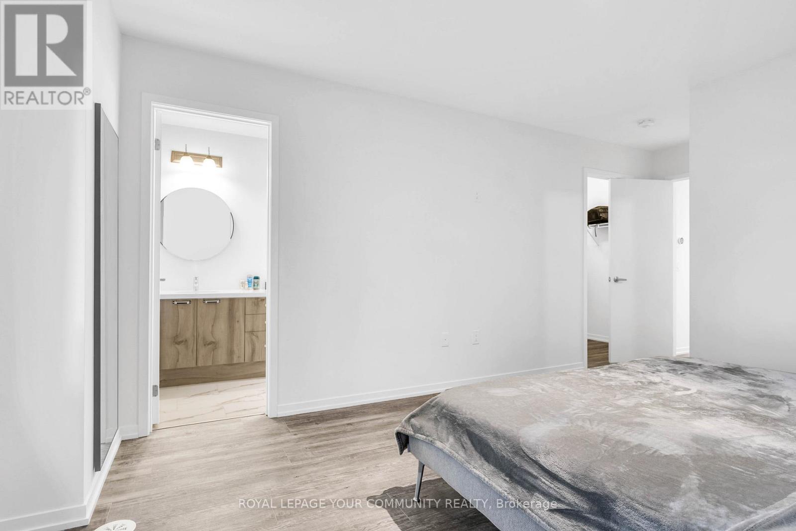 38 Arbour Green Crescent, Vaughan, Ontario  L4H 4V2 - Photo 24 - N12445214