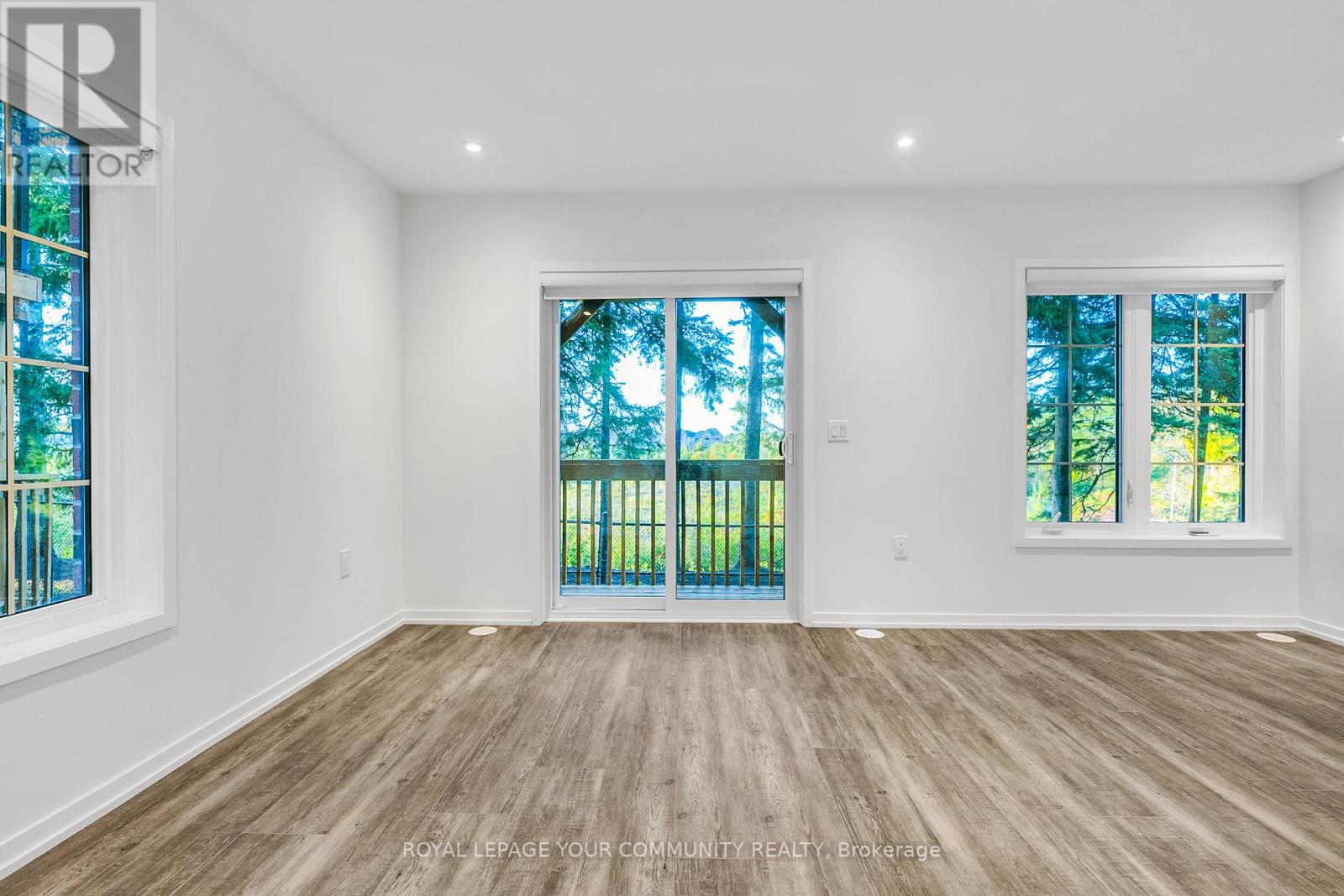 38 Arbour Green Crescent, Vaughan, Ontario  L4H 4V2 - Photo 7 - N12445214