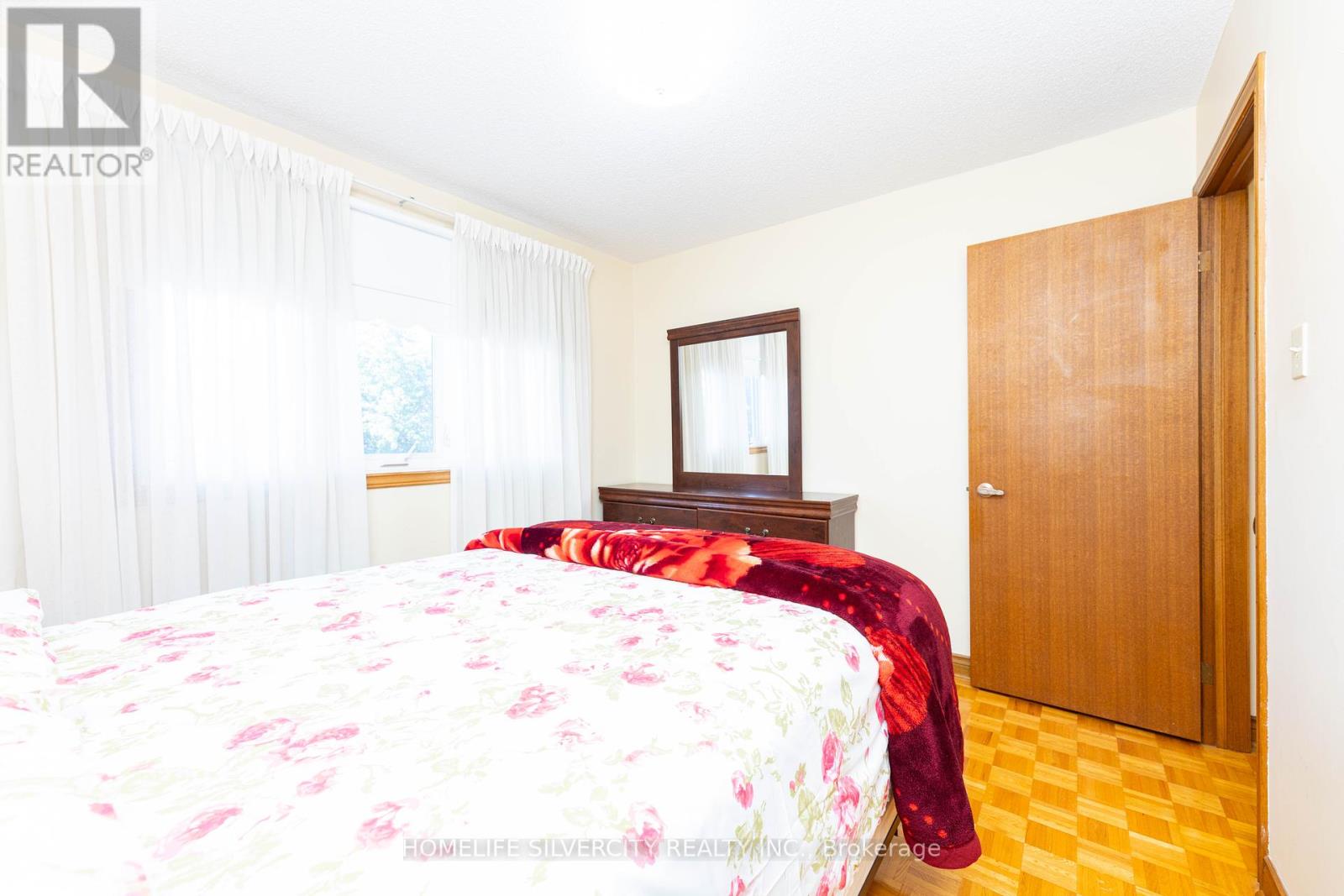 144 Jackman Crescent, Vaughan (West Woodbridge), Ontario  L4L 6P1 - Photo 27 - N12445215