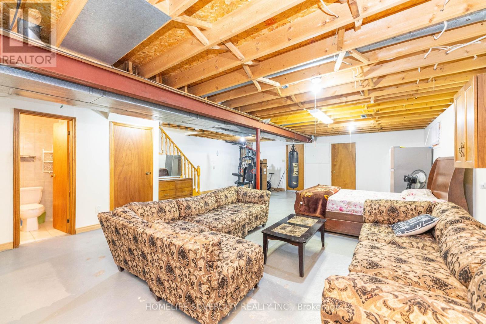 144 Jackman Crescent, Vaughan (West Woodbridge), Ontario  L4L 6P1 - Photo 43 - N12445215
