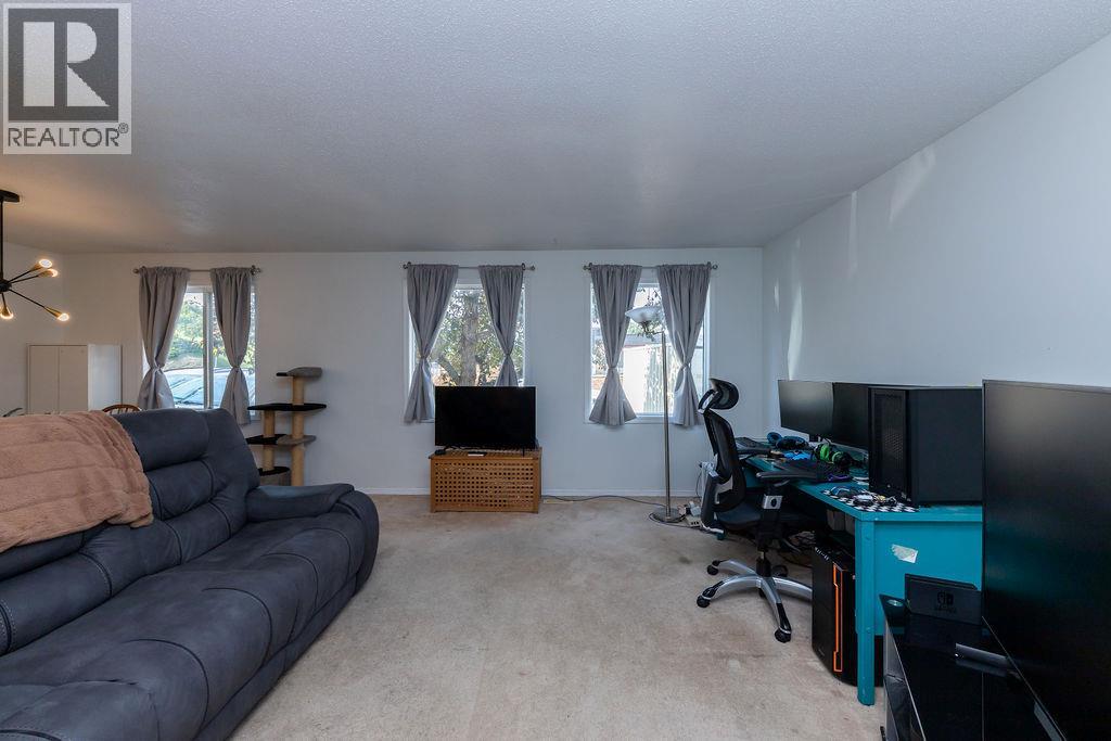 1797 Springhill Drive, Kamloops, British Columbia  V2E 1H8 - Photo 5 - 10363486