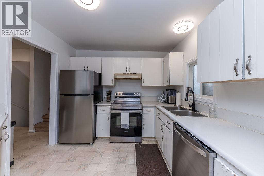 1797 Springhill Drive, Kamloops, British Columbia  V2E 1H8 - Photo 7 - 10363486