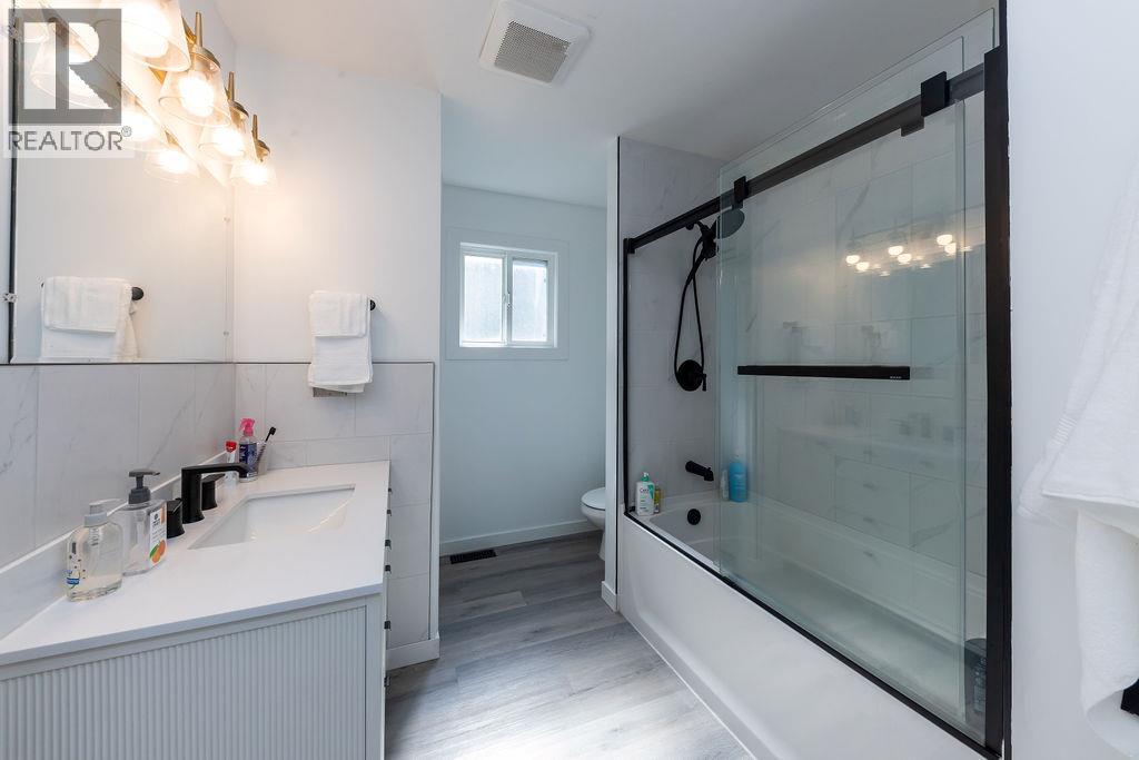 1797 Springhill Drive, Kamloops, British Columbia  V2E 1H8 - Photo 12 - 10363486