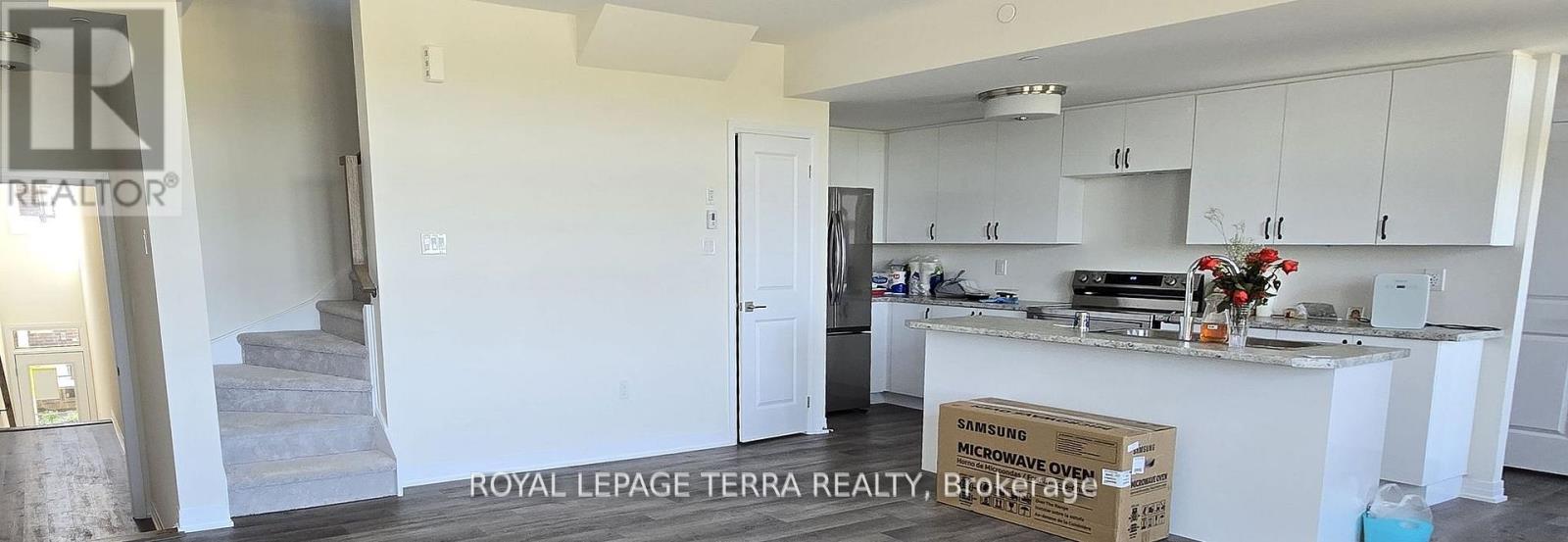20 - 45 Fieldridge Crescent, Brampton, Ontario  L6R 4G6 - Photo 6 - W12445207