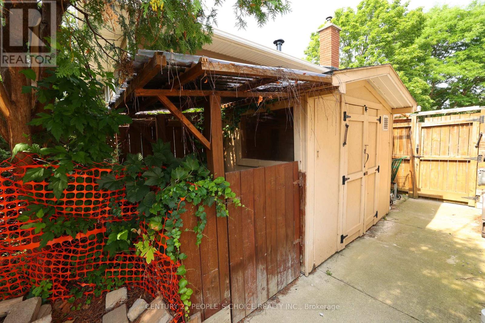 608 Thornwood Avenue, Burlington (Roseland), Ontario  L7N 3B8 - Photo 43 - W12445210