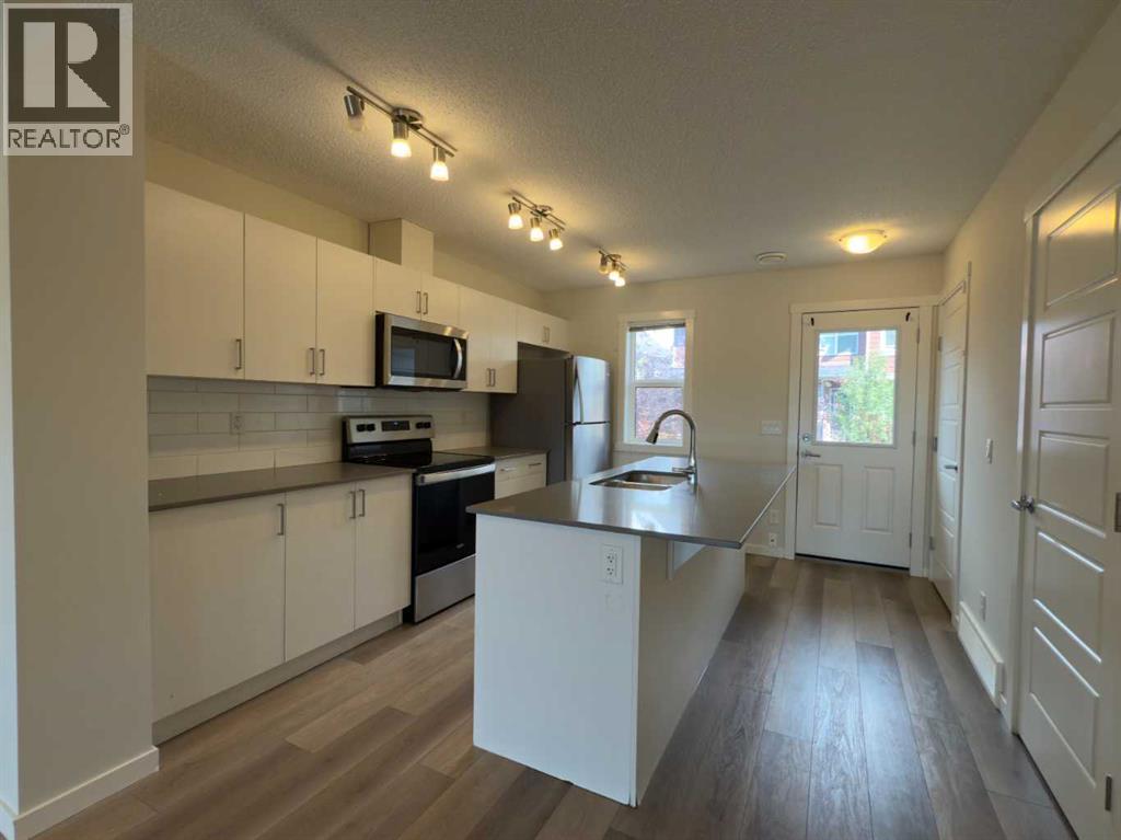 443 Cranbrook Square Se, Calgary, Alberta  T3M 3K8 - Photo 6 - A2262215