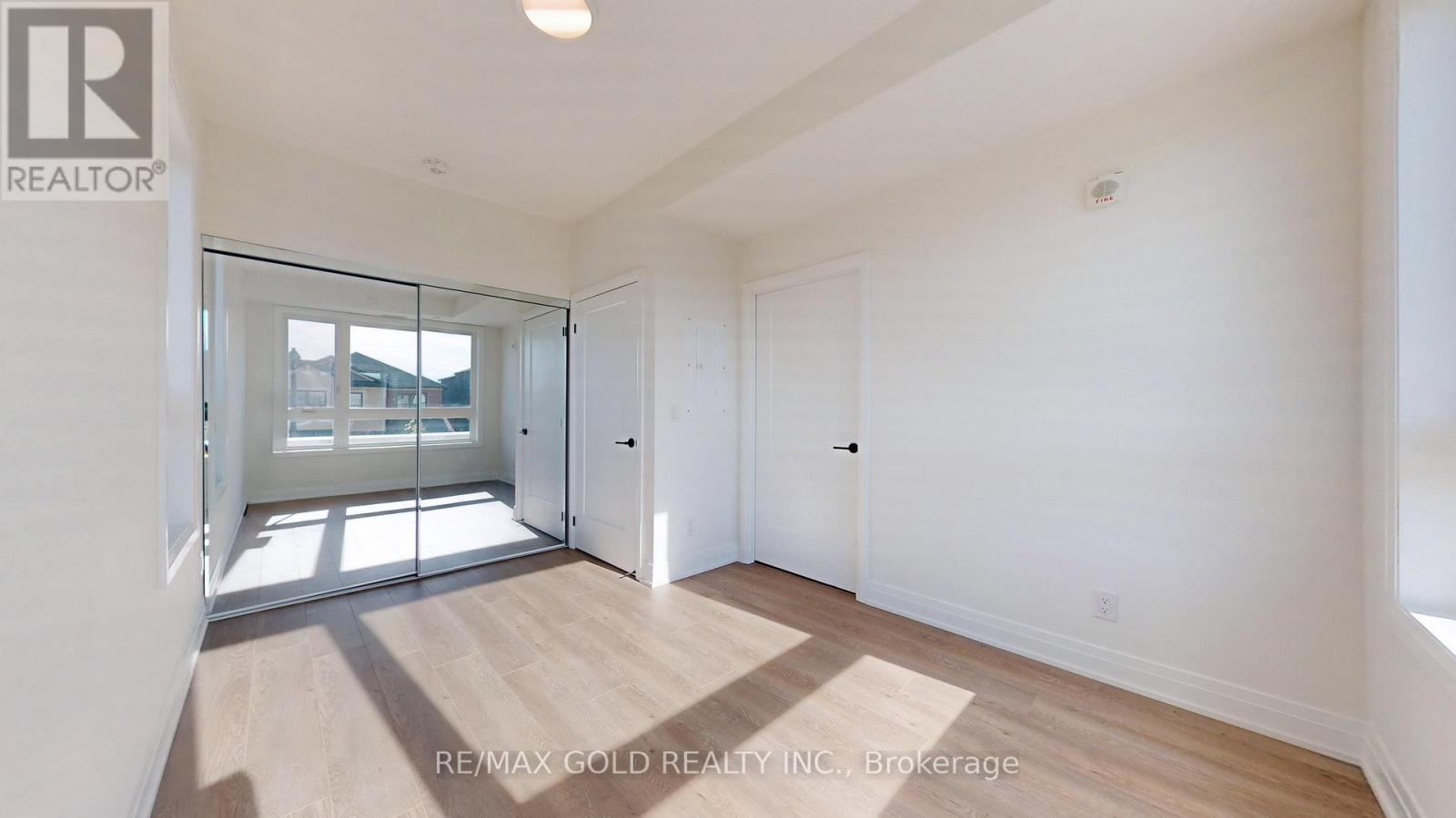 233 - 3250 Carding Mill Trail N, Oakville, Ontario  L6M 1L3 - Photo 27 - W12445212