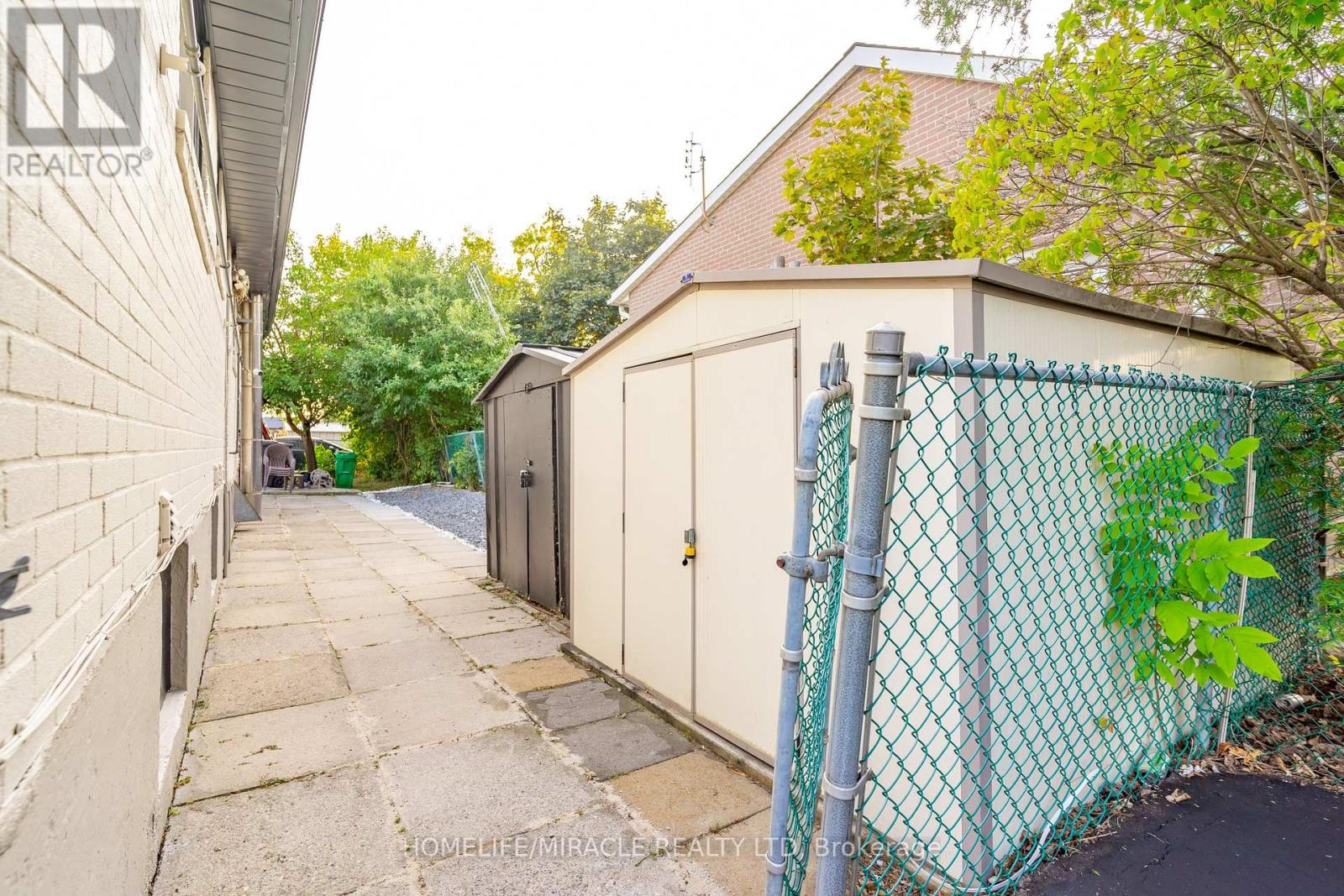 Main - 5 Finsbury Drive, Brampton, Ontario  L6T 3R1 - Photo 42 - W12445213