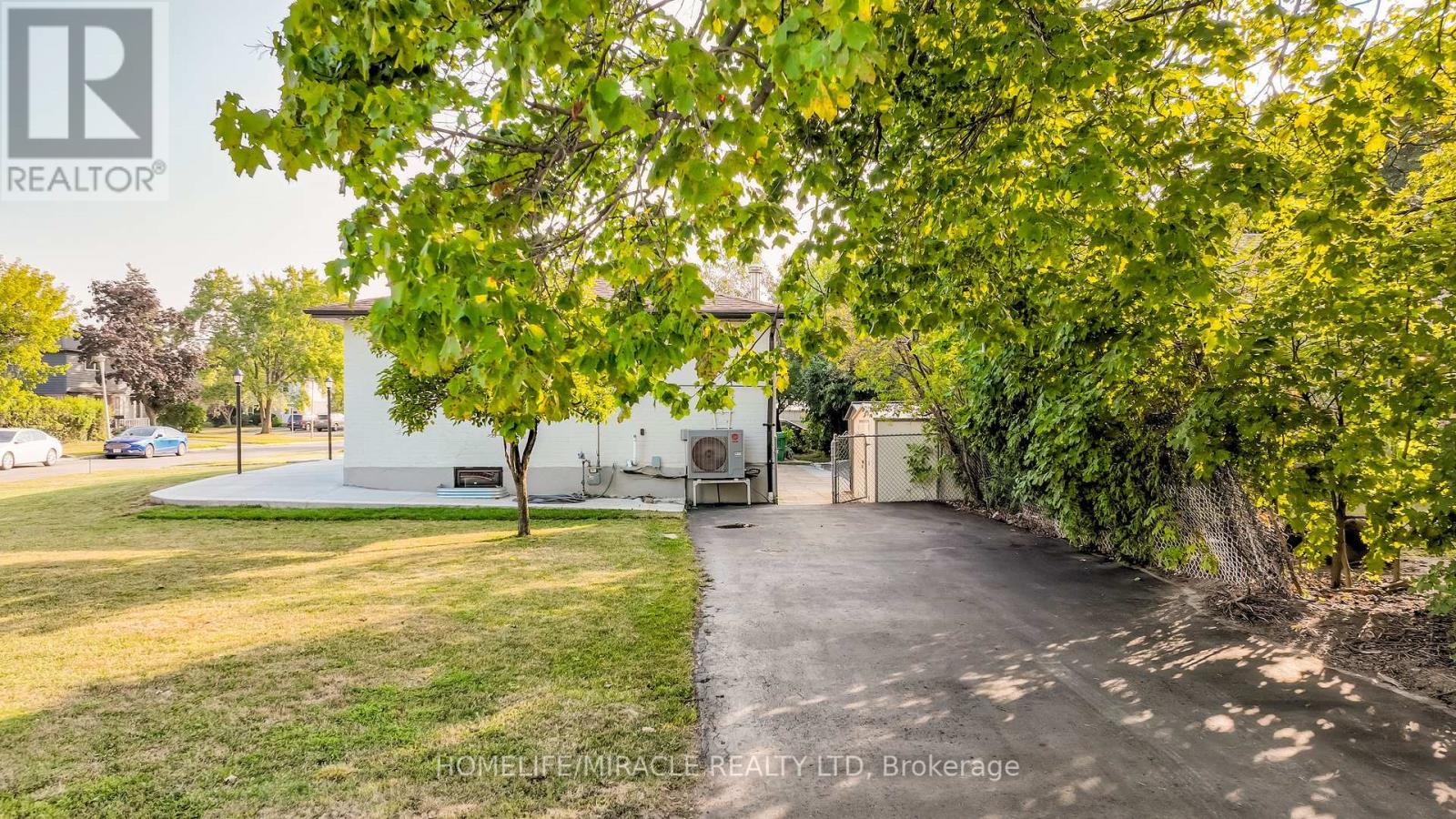 Main - 5 Finsbury Drive, Brampton, Ontario  L6T 3R1 - Photo 44 - W12445213