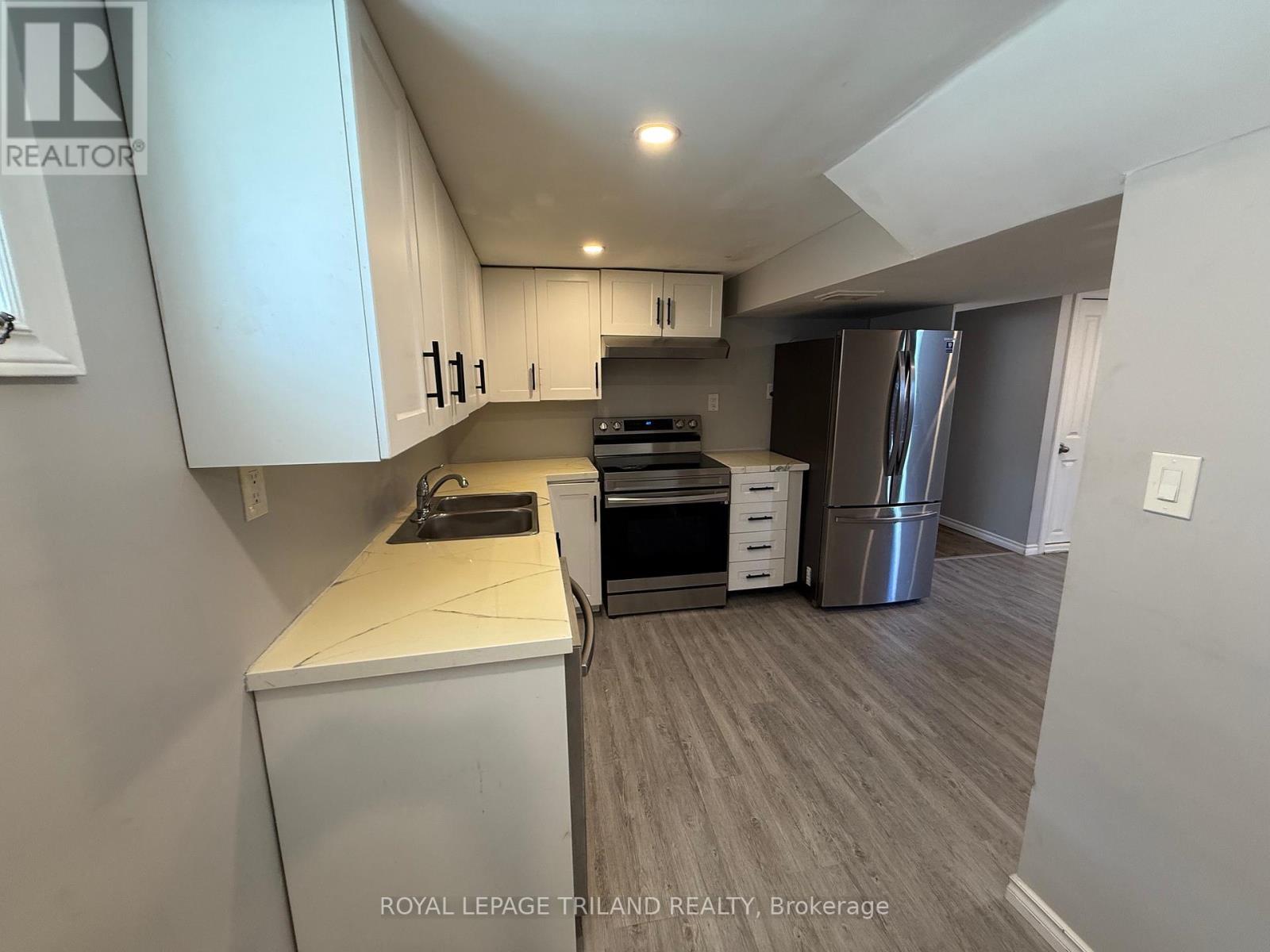 Lower - 1176 Trafalgar Street, London East, Ontario  N5Z 1H2 - Photo 2 - X12445221