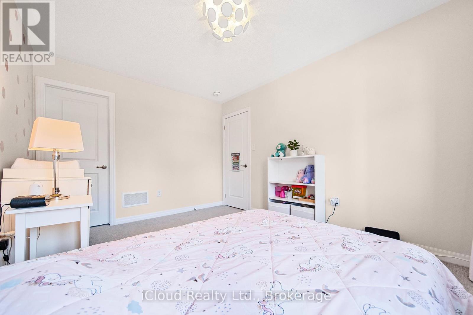 3327 Erasmum Street, Oakville, Ontario  L6M 4J9 - Photo 23 - W12443097