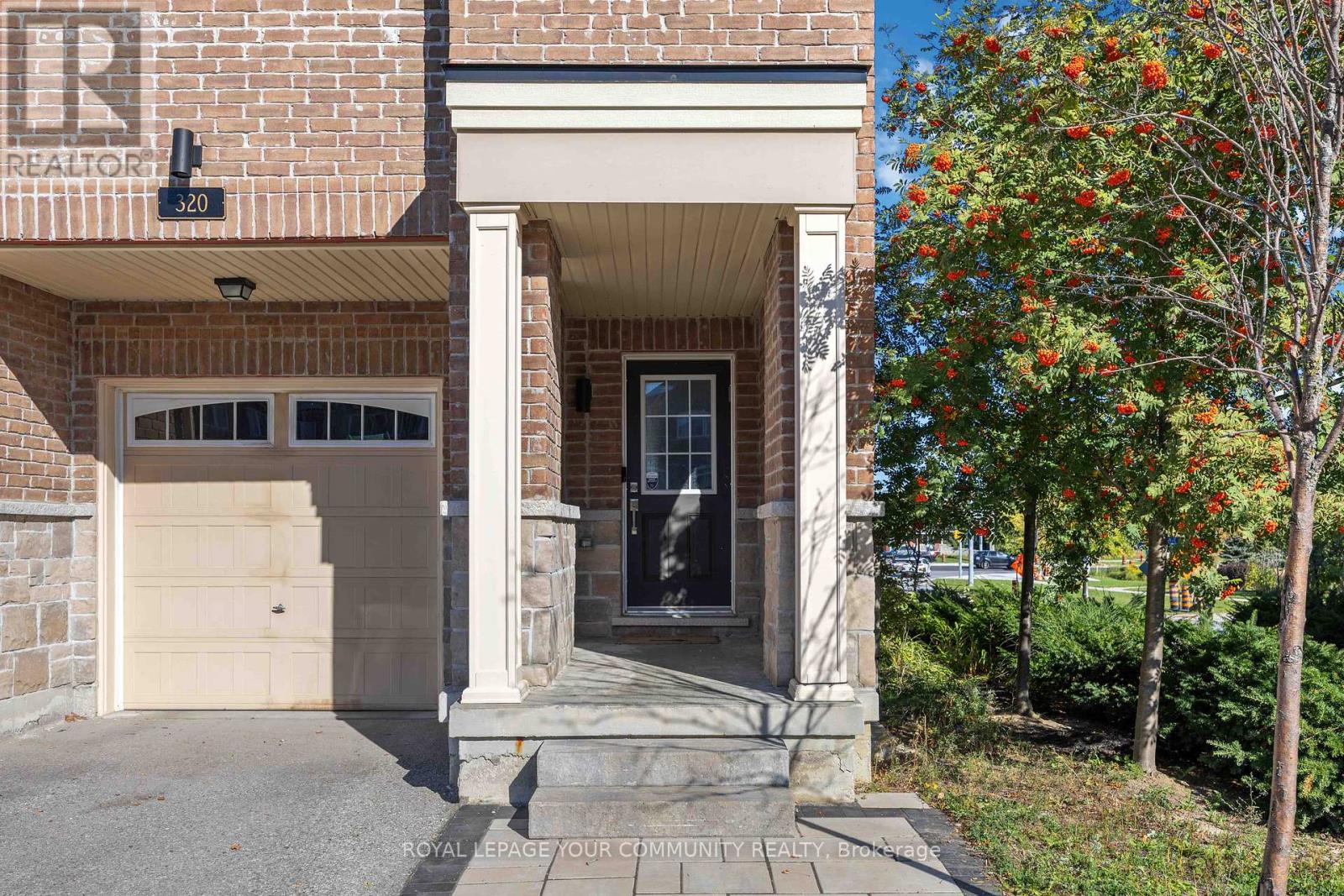 320 Clay Stones Street, Newmarket, Ontario  L3X 0M1 - Photo 5 - N12445162