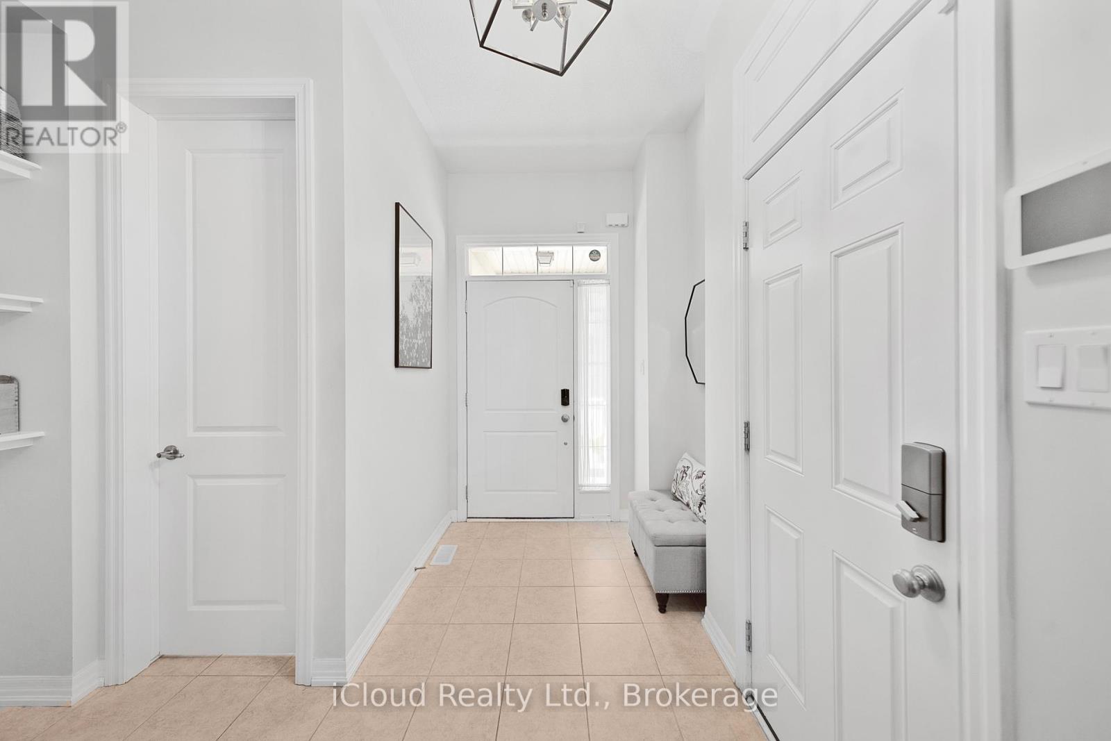 3327 Erasmum Street, Oakville, Ontario  L6M 4J9 - Photo 4 - W12443097