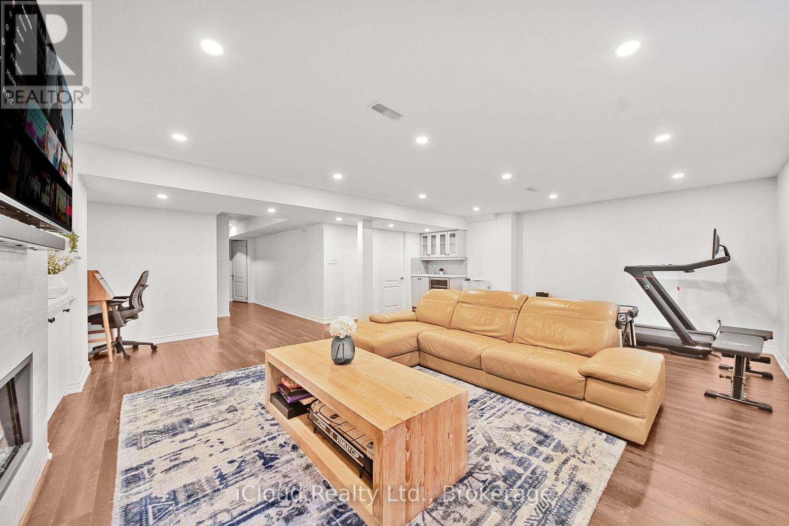 3327 Erasmum Street, Oakville, Ontario  L6M 4J9 - Photo 28 - W12443097