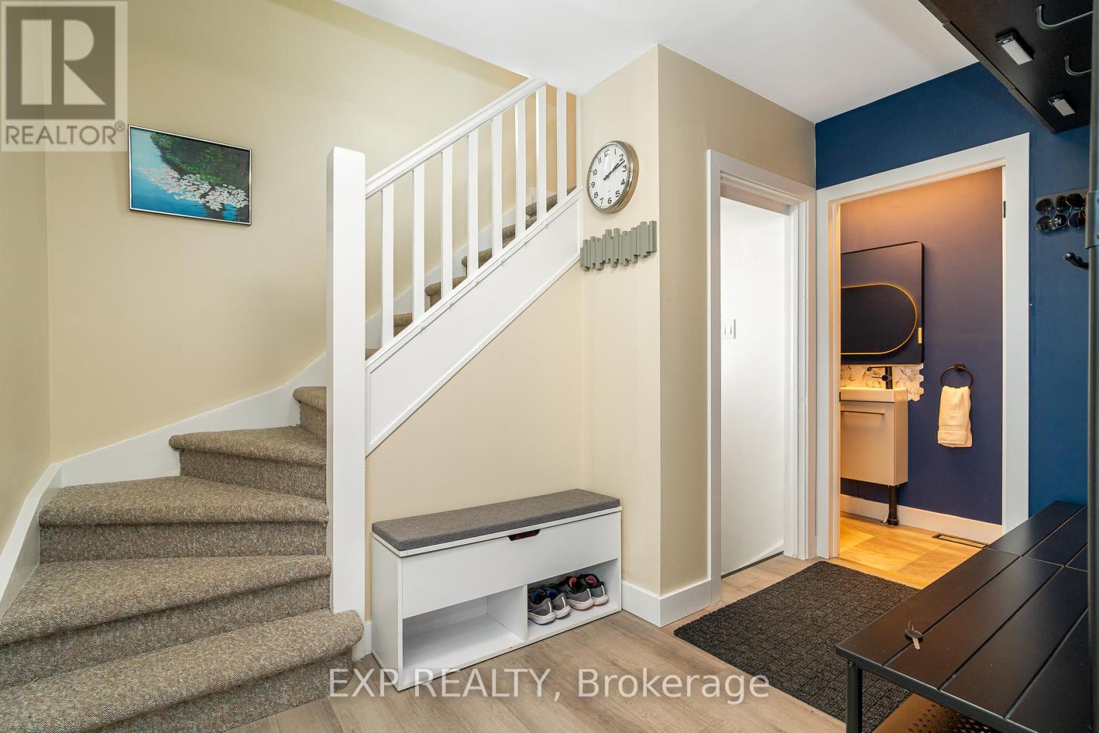 336 Poulin Avenue, Ottawa, Ontario  K2B 5T8 - Photo 3 - X12445228