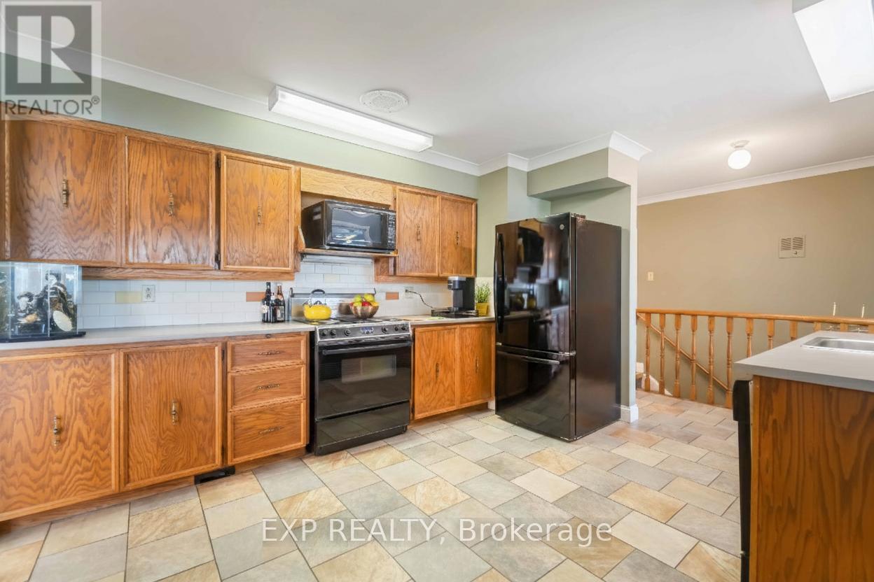 1038 White Lake Road, Arnprior, Ontario  K7S 3G9 - Photo 4 - X12445234