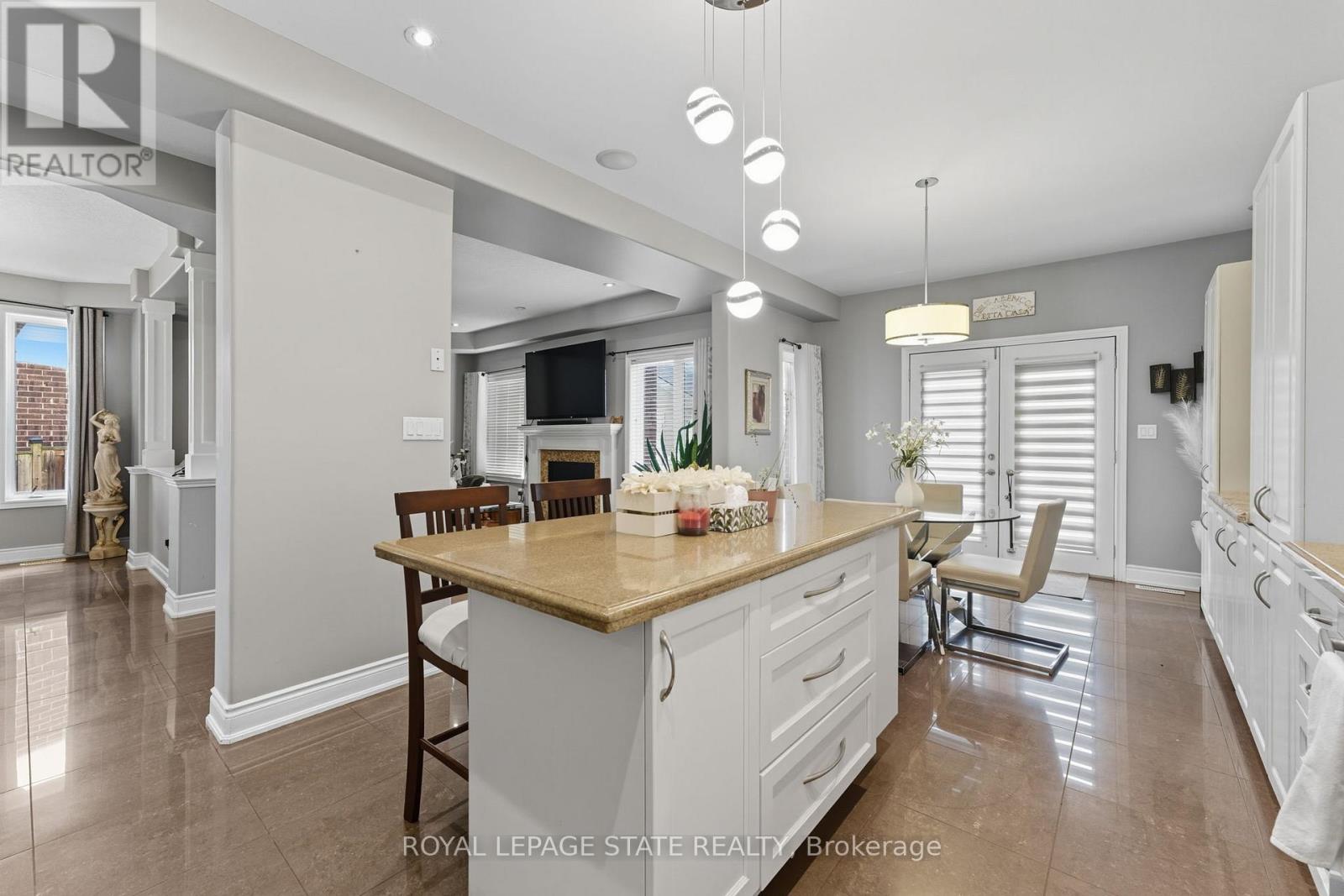 23 Kellogg Avenue, Hamilton (Villages Of Glancaster), Ontario  L0R 1W0 - Photo 12 - X12445217