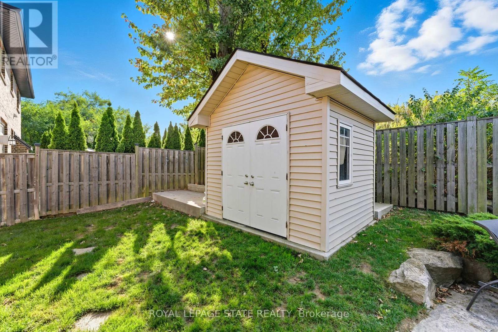 23 Kellogg Avenue, Hamilton (Villages Of Glancaster), Ontario  L0R 1W0 - Photo 39 - X12445217