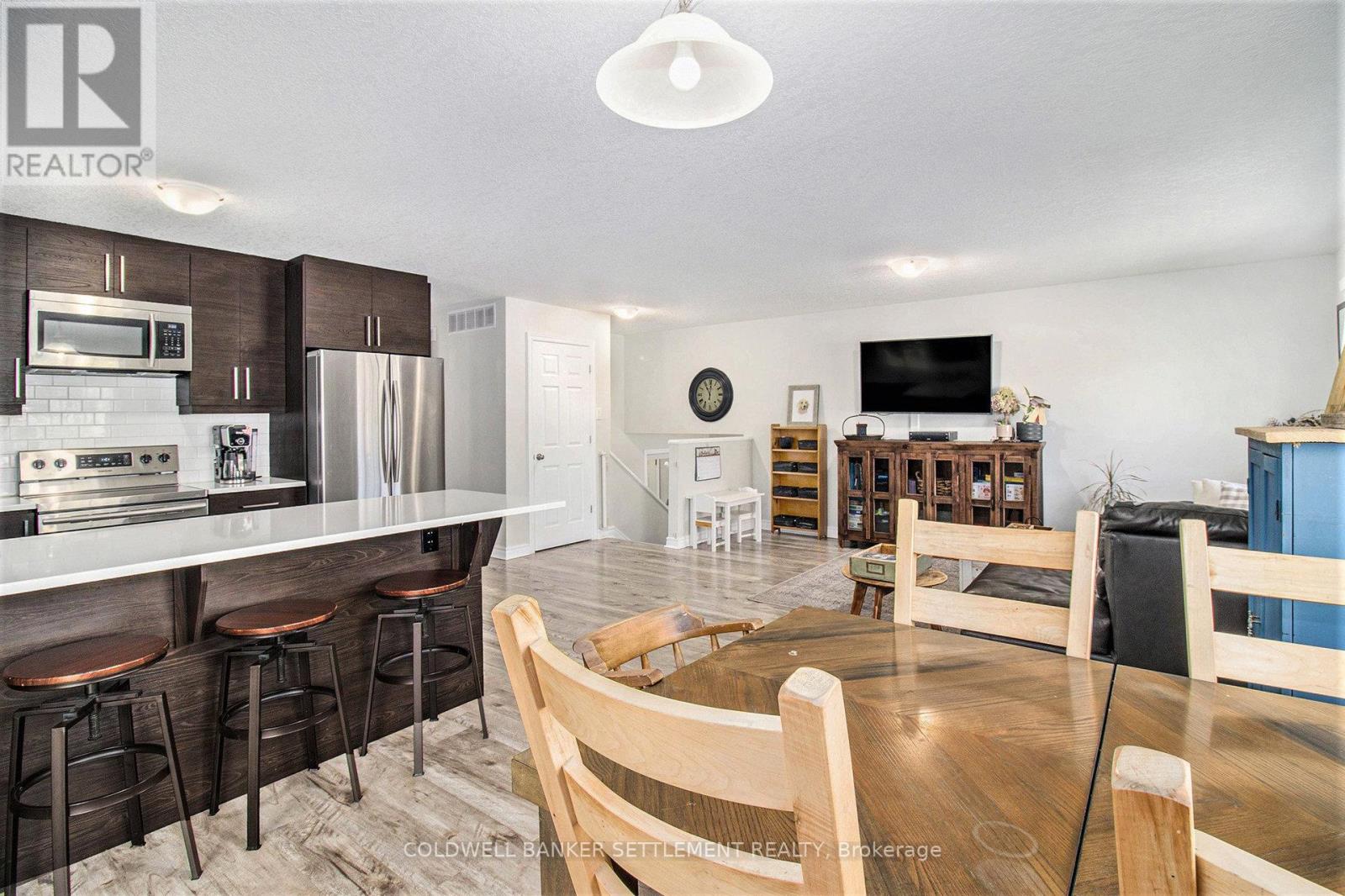 164 Brittany Street, Drummond/north Elmsley, Ontario  K7C 4K9 - Photo 11 - X12445248