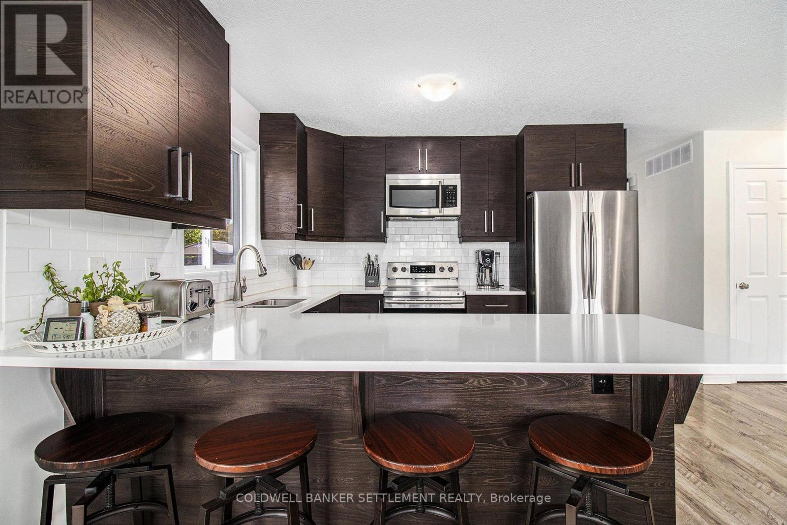 164 Brittany Street, Drummond/north Elmsley, Ontario  K7C 4K9 - Photo 12 - X12445248