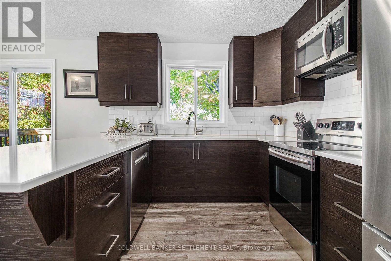 164 Brittany Street, Drummond/north Elmsley, Ontario  K7C 4K9 - Photo 14 - X12445248