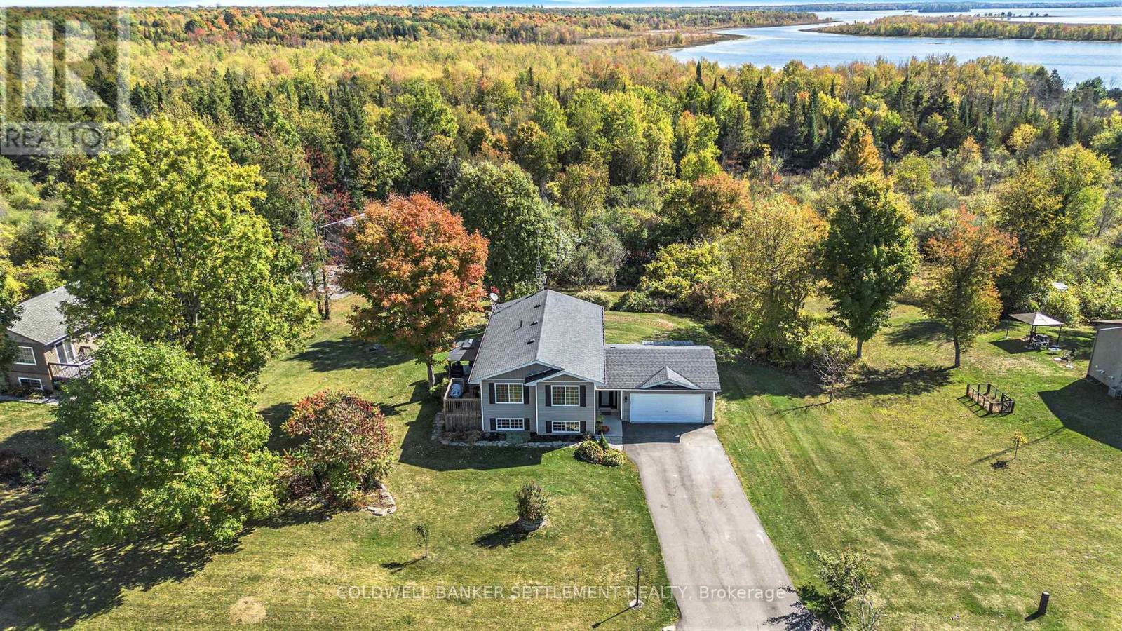 164 Brittany Street, Drummond/north Elmsley, Ontario  K7C 4K9 - Photo 4 - X12445248