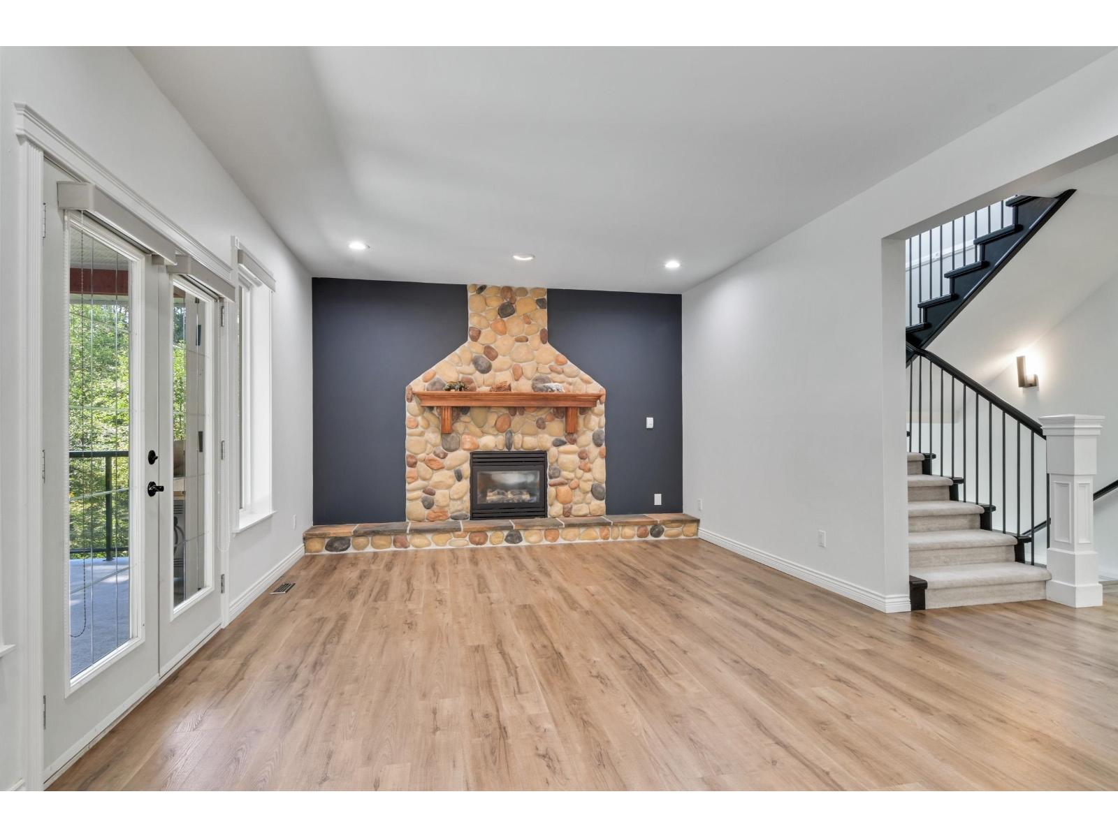 36198 Cascade Ridge Drive, Mission, British Columbia  V2V 7G9 - Photo 10 - R3051850