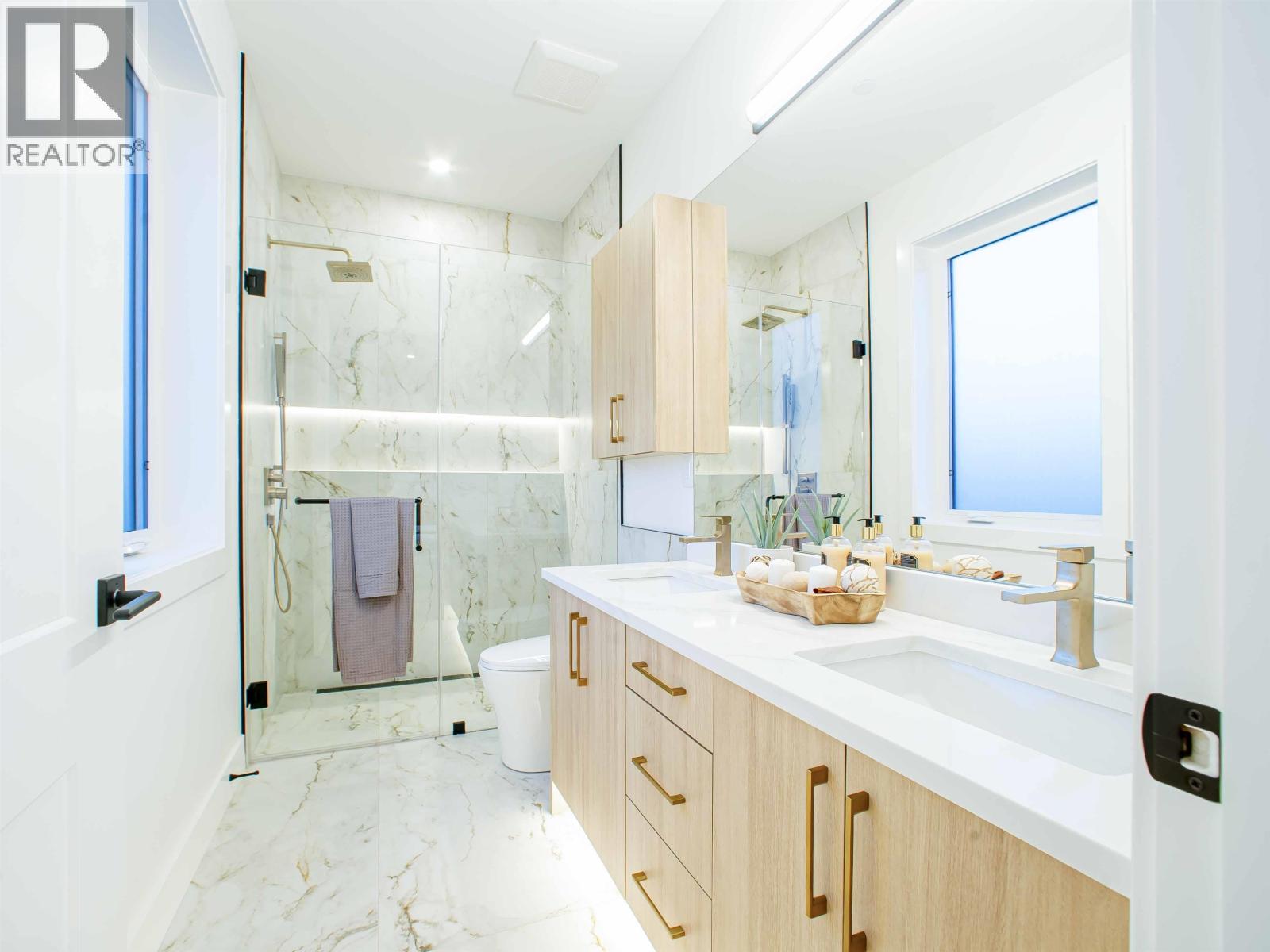 2 2785 W 21 Avenue, Vancouver, British Columbia  V6L 1K4 - Photo 15 - R3054257