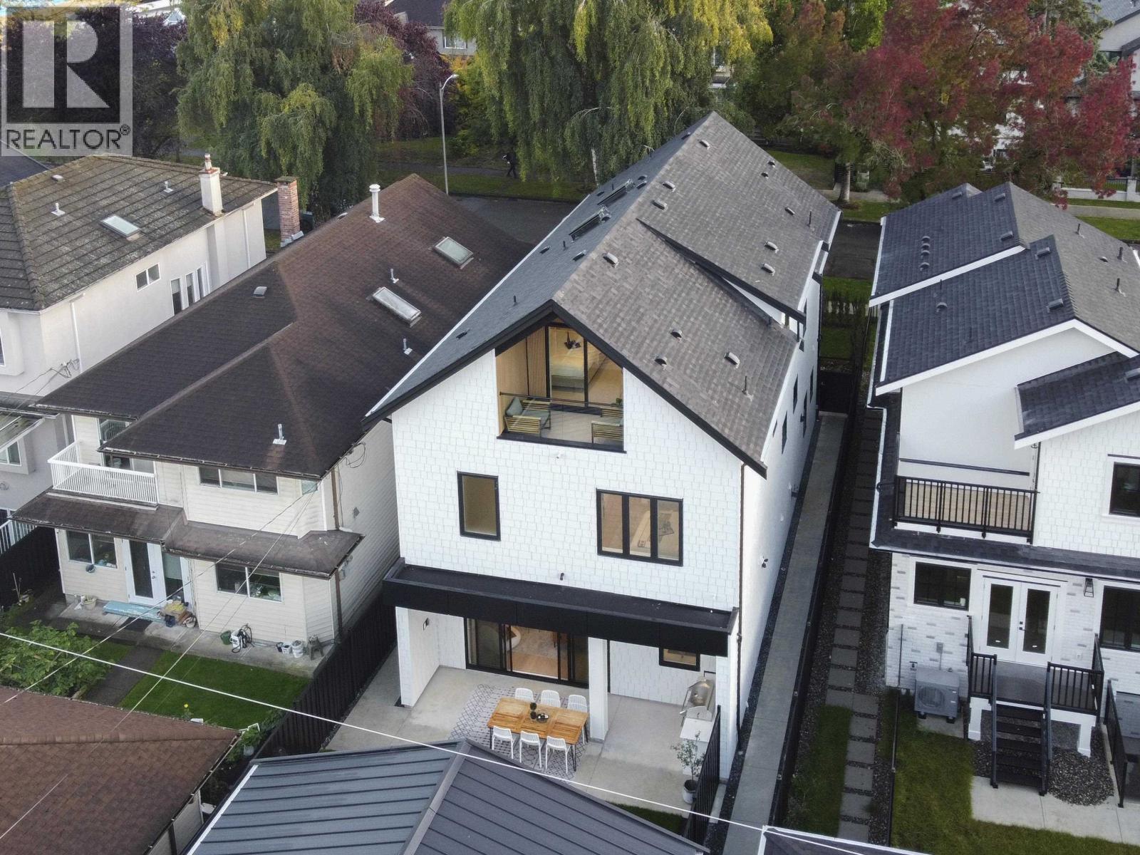 2 2785 W 21 Avenue, Vancouver, British Columbia  V6L 1K4 - Photo 31 - R3054257