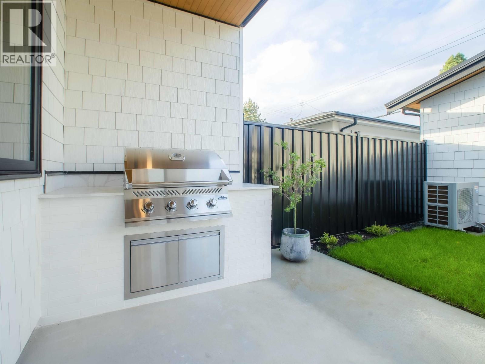 2 2785 W 21 Avenue, Vancouver, British Columbia  V6L 1K4 - Photo 11 - R3054257