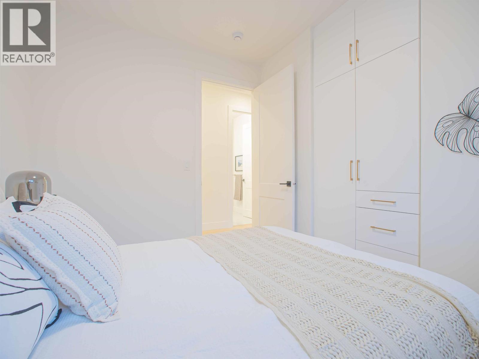 2 2785 W 21 Avenue, Vancouver, British Columbia  V6L 1K4 - Photo 18 - R3054257