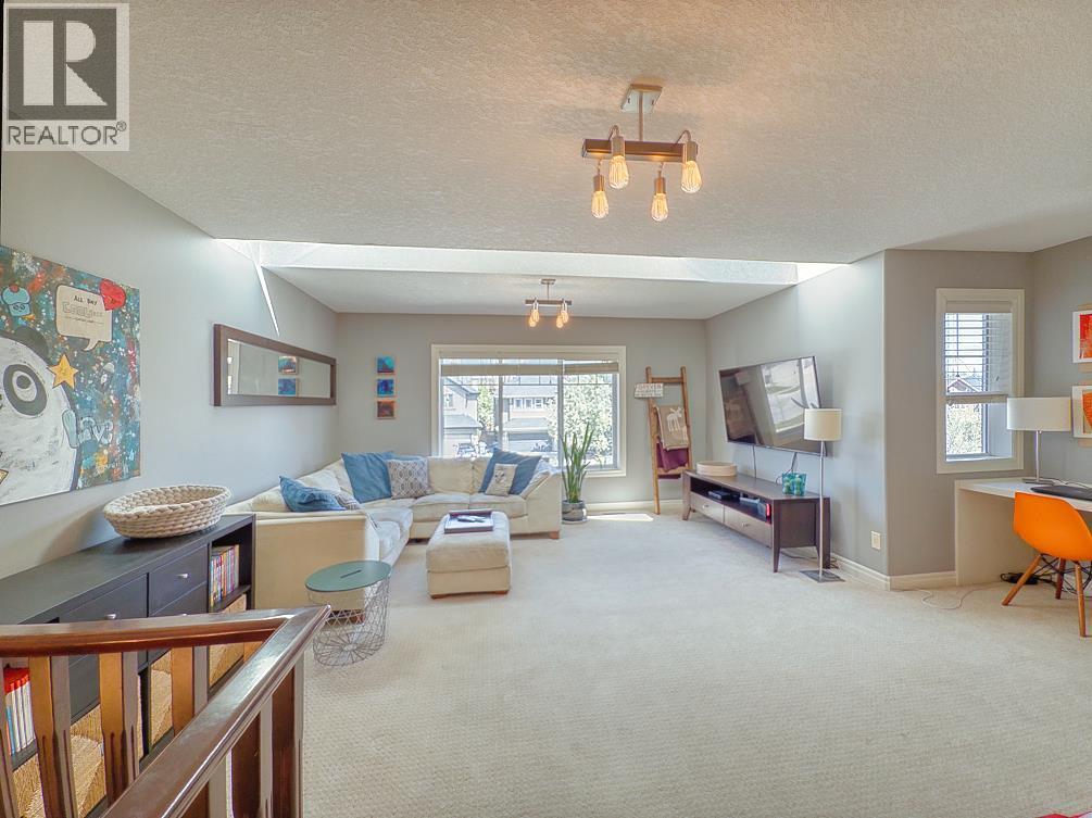 27 Tuscany Estates Drive Nw, Calgary, Alberta  T3L 2Z7 - Photo 5 - A2259524