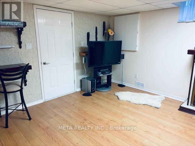 Bsmt - 481 Mallorytown Avenue, Mississauga, Ontario  L4Z 2M7 - Photo 5 - W12301003