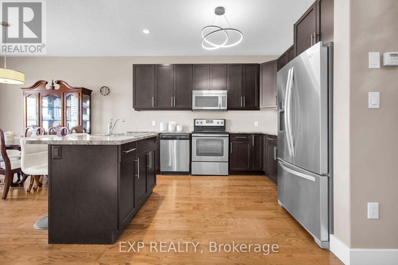 2221 Tribalwood St Street, London North, Ontario  N6G 0R4 - Photo 18 - X12372783