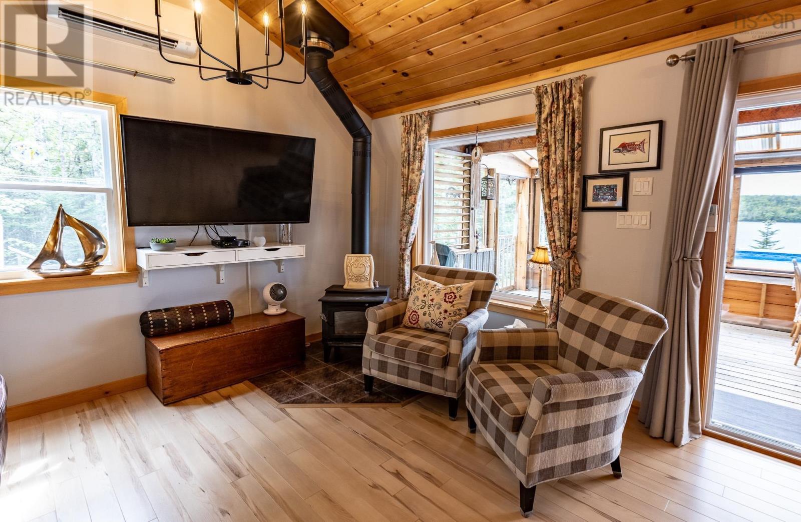 1749 Mcleans Lake Road, Port L'hebert, Nova Scotia  B0T 1V0 - Photo 8 - 202525129
