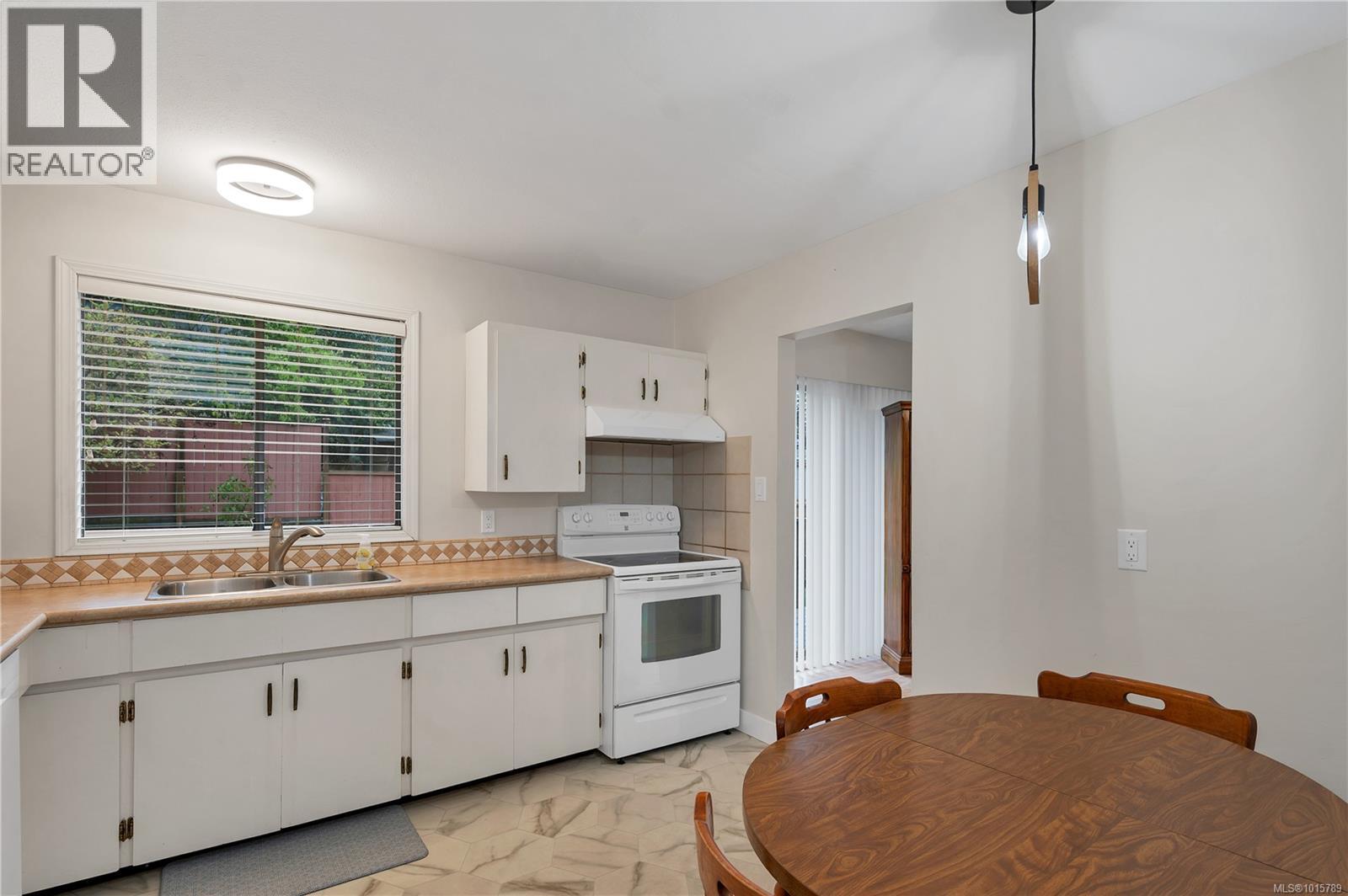 1437 Stag Rd, Campbell River, British Columbia  V9W 6C9 - Photo 6 - 1015789
