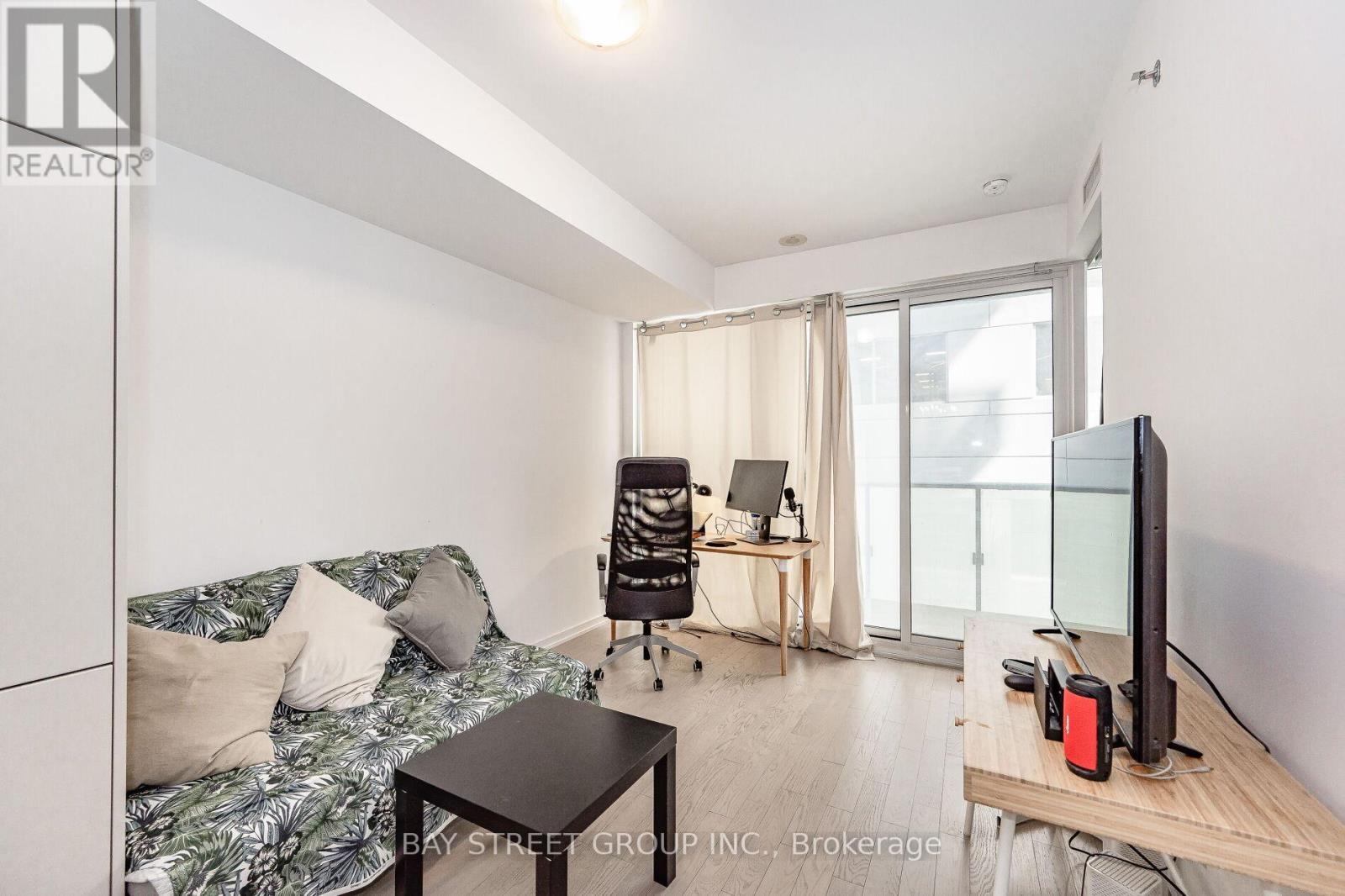 601 - 101 Peter Street, Toronto (Waterfront Communities), Ontario  M5V 0G6 - Photo 11 - C12445230